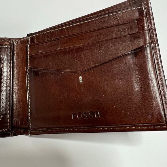 Fossil Dark Brown Leather Tri Fold Wallet for Men - Picture 5 of 7